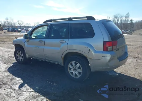 2010 Mitsubishi Endeavor Ls z USA, uszkodzony, nr VIN 4A4JM2AS5AE017877